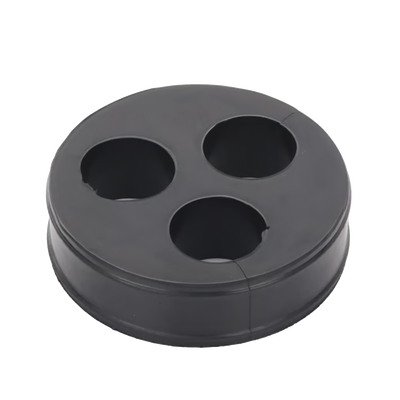 Inserto de Caucho de 4″ Con Tres Orificios para Cable de 7/8 in
